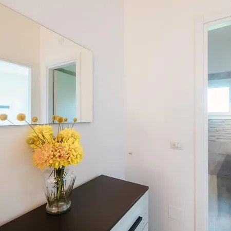 By The - My In Lejlighed Montorfano